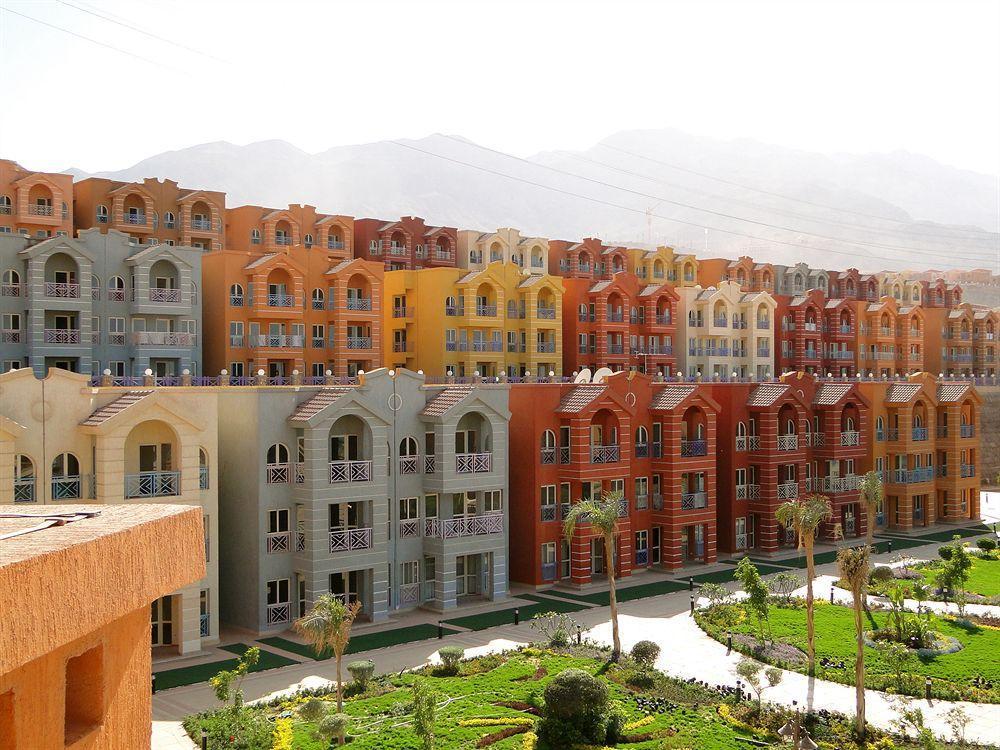 Porto Sokhna Pyramids Apartments Powered By Amer-Group Family Only Ain Sukhna Eksteriør billede